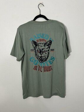Raised By Coyotes Green Graphic T Shirt Size Medium